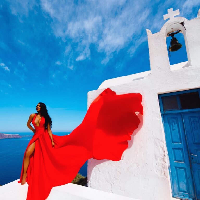 Flying Dress Santorini: Ethereal Beauty