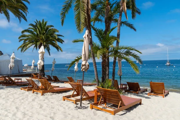 best beach clubs Santorini 2024