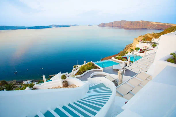 best hotel in oia Santorini